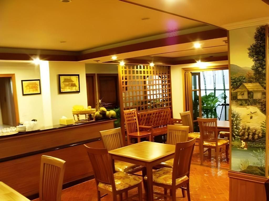 Chada Thai House โรงแรม 3*