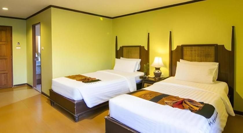 Resort Phuphaya Pattaya