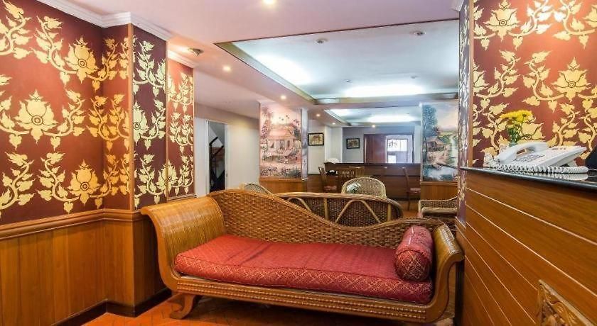 Chada Thai House โรงแรม Pattaya