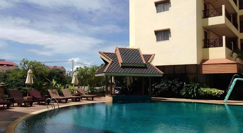 Resort Phuphaya 4*