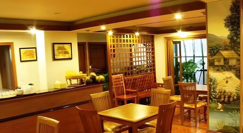 Chada Thai House โรงแรม