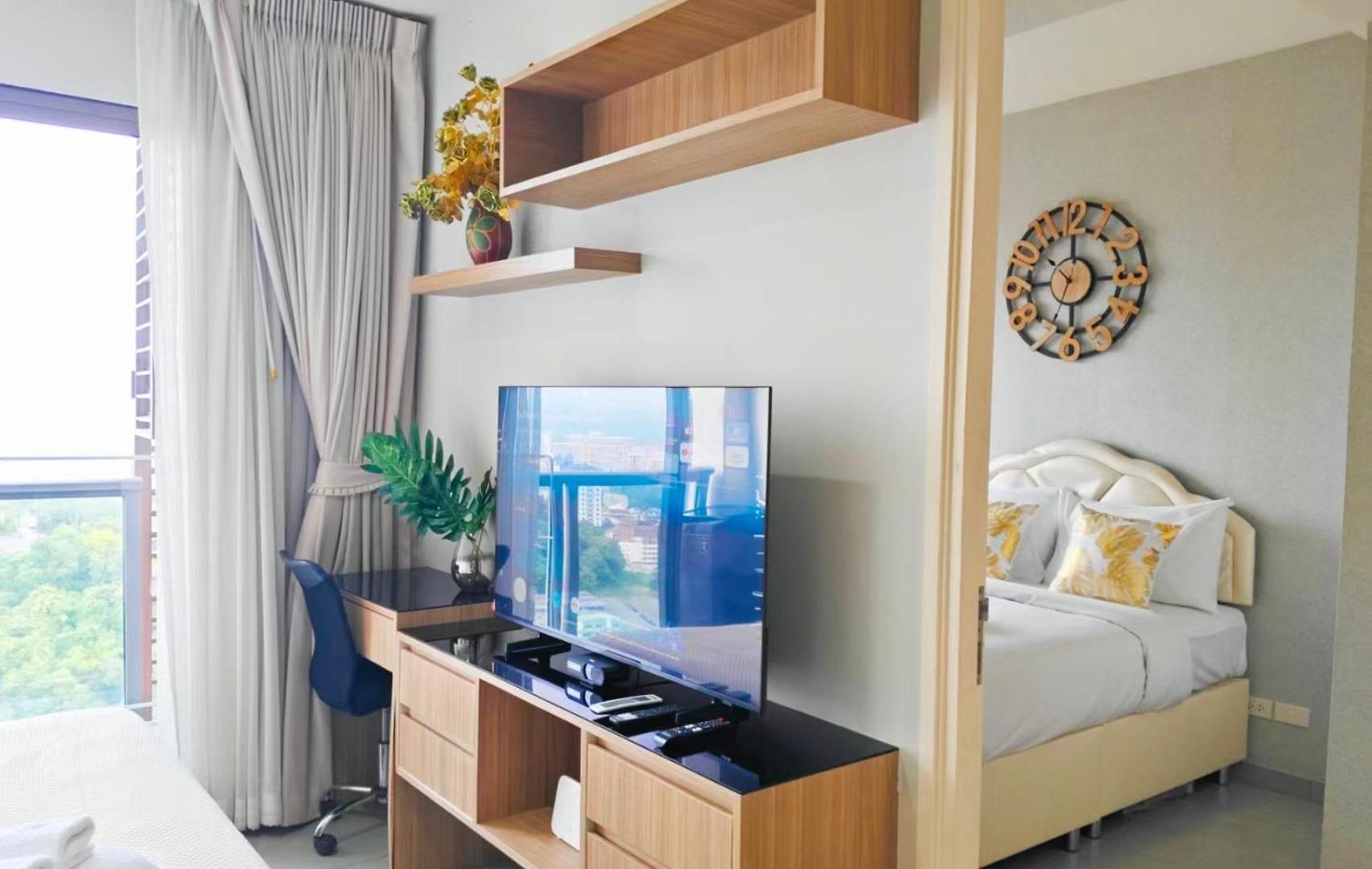 Unixx Sea View *