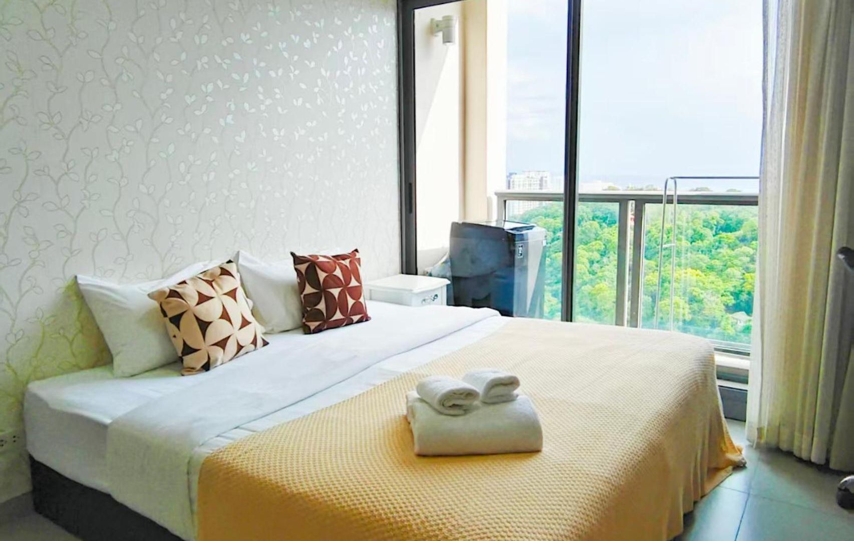 Unixx Sea View Pattaya