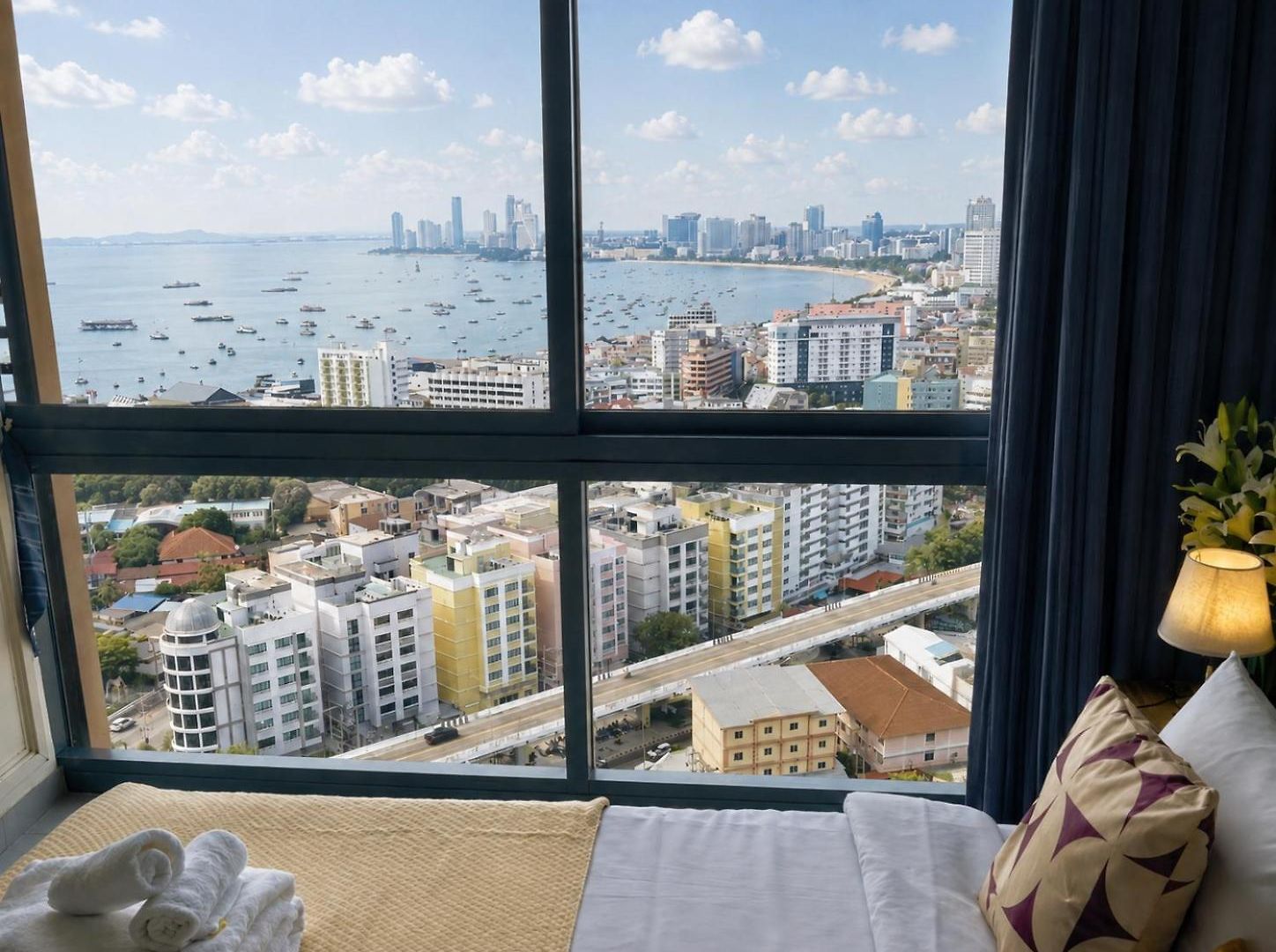 Unixx Sea View Pattaya