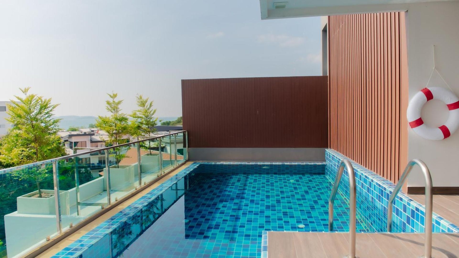 The Rizin Phratamnak Pattaya