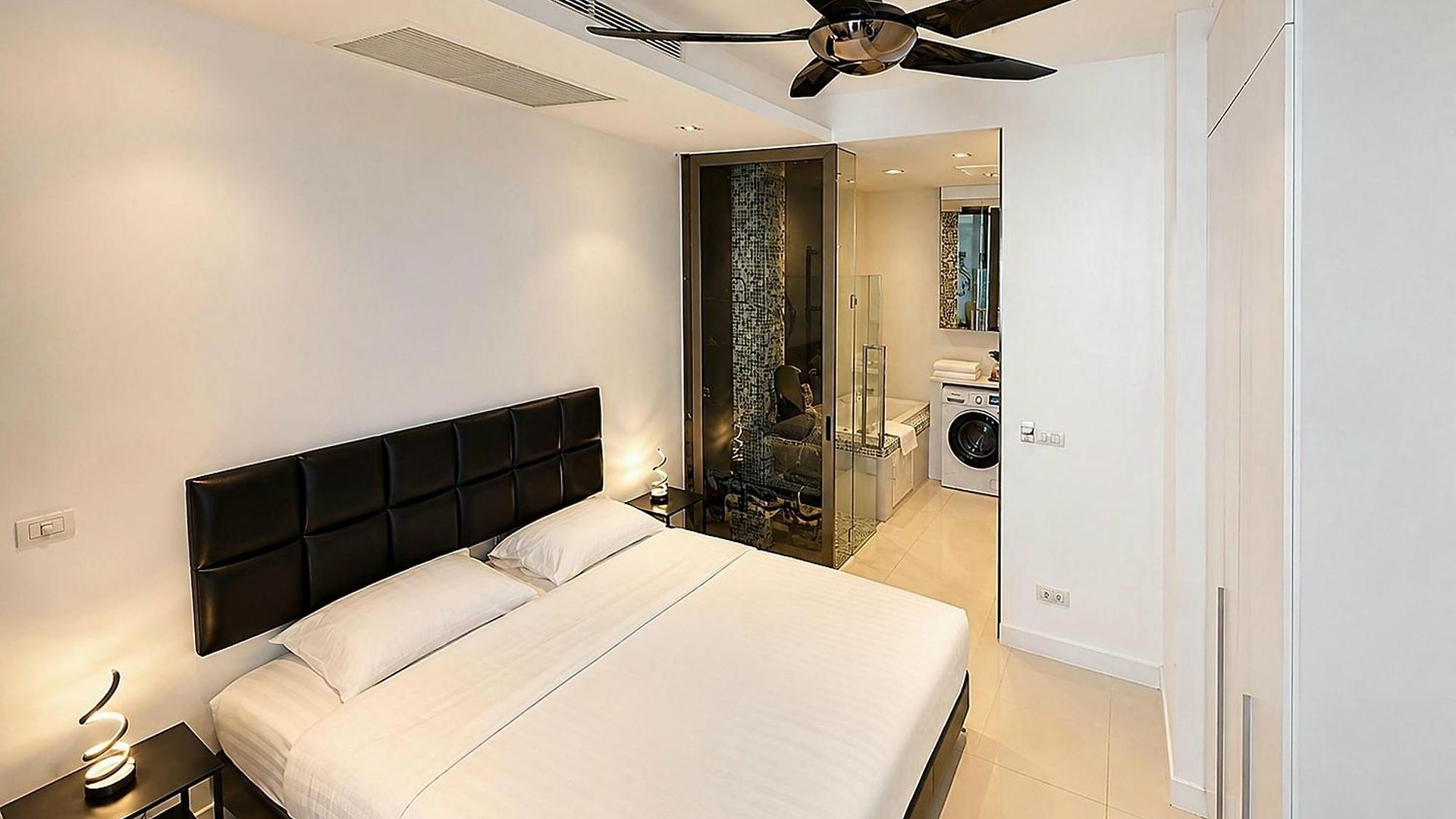 Apartment Modus Beachfront *