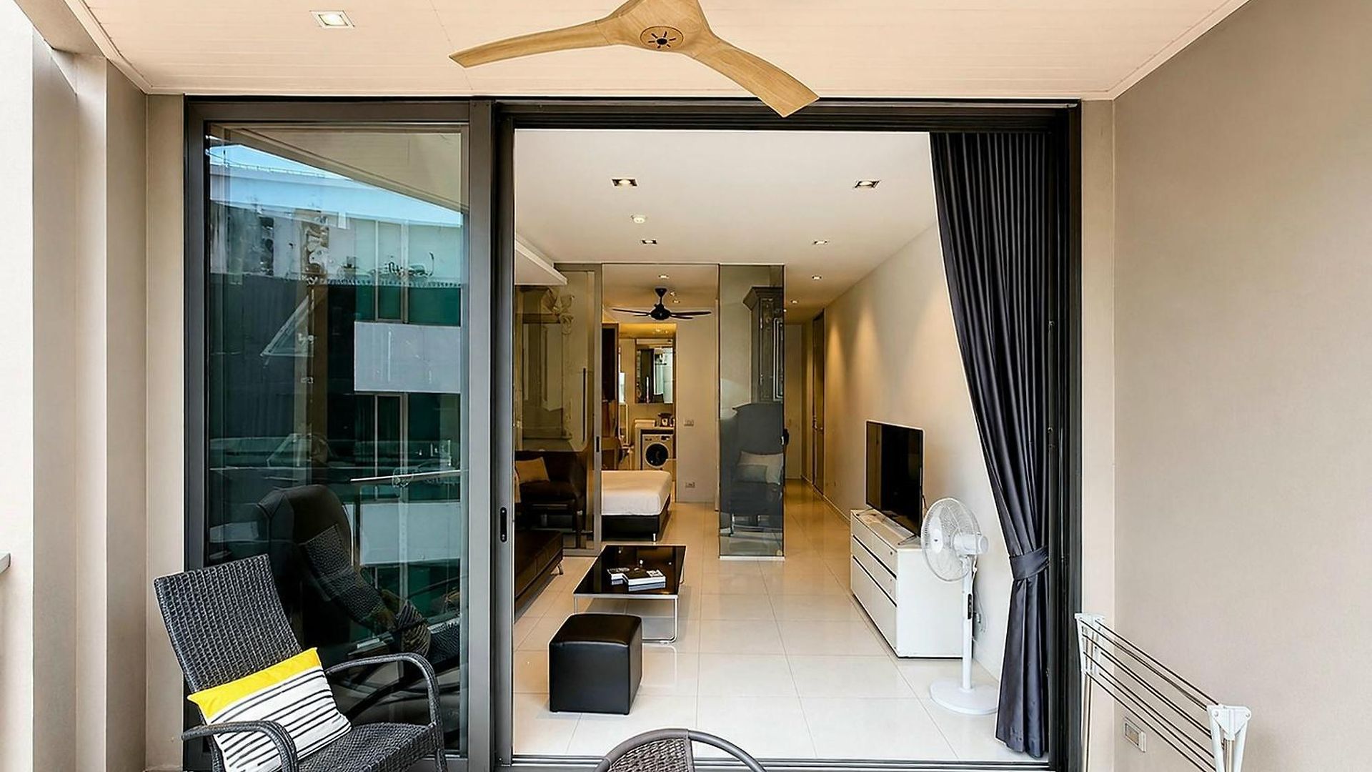 Modus Beachfront Apartment