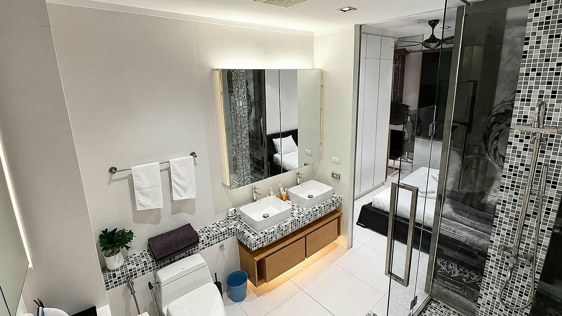 Modus Beachfront Apartment