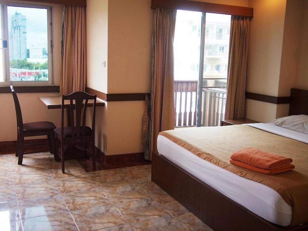 Navin Mansion 3 โรงแรม