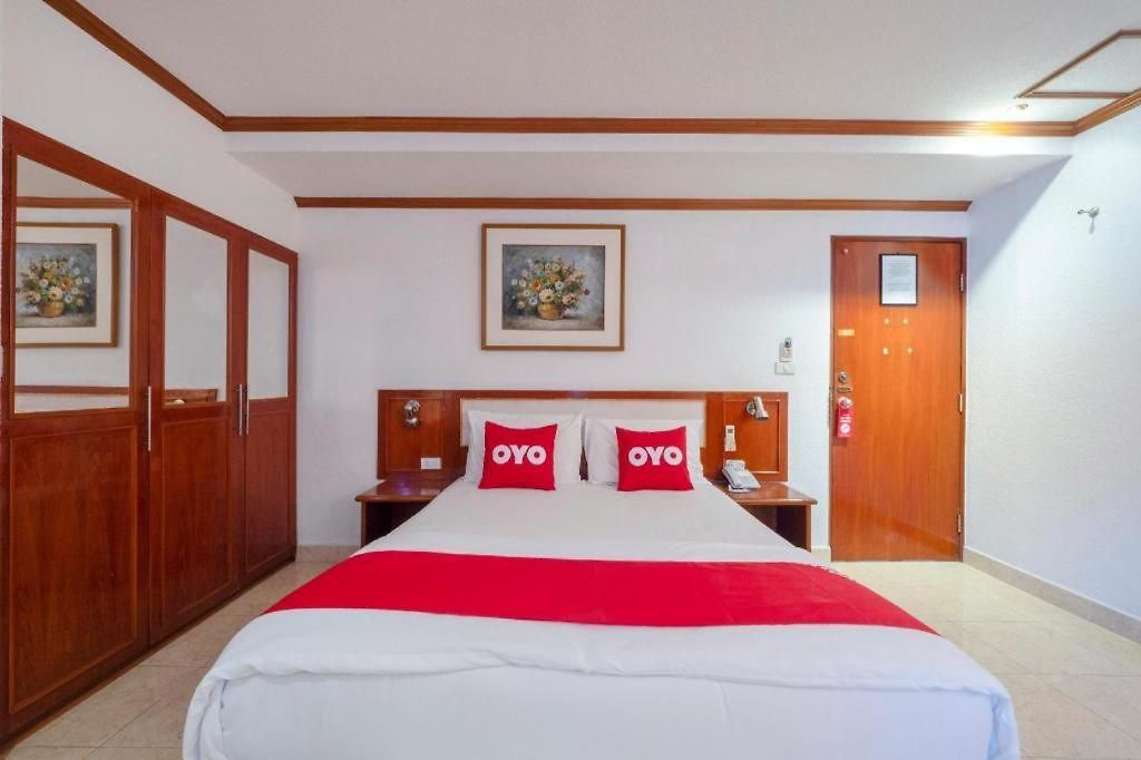 Hotel Oyo 75328 Punjabi Junction 3*