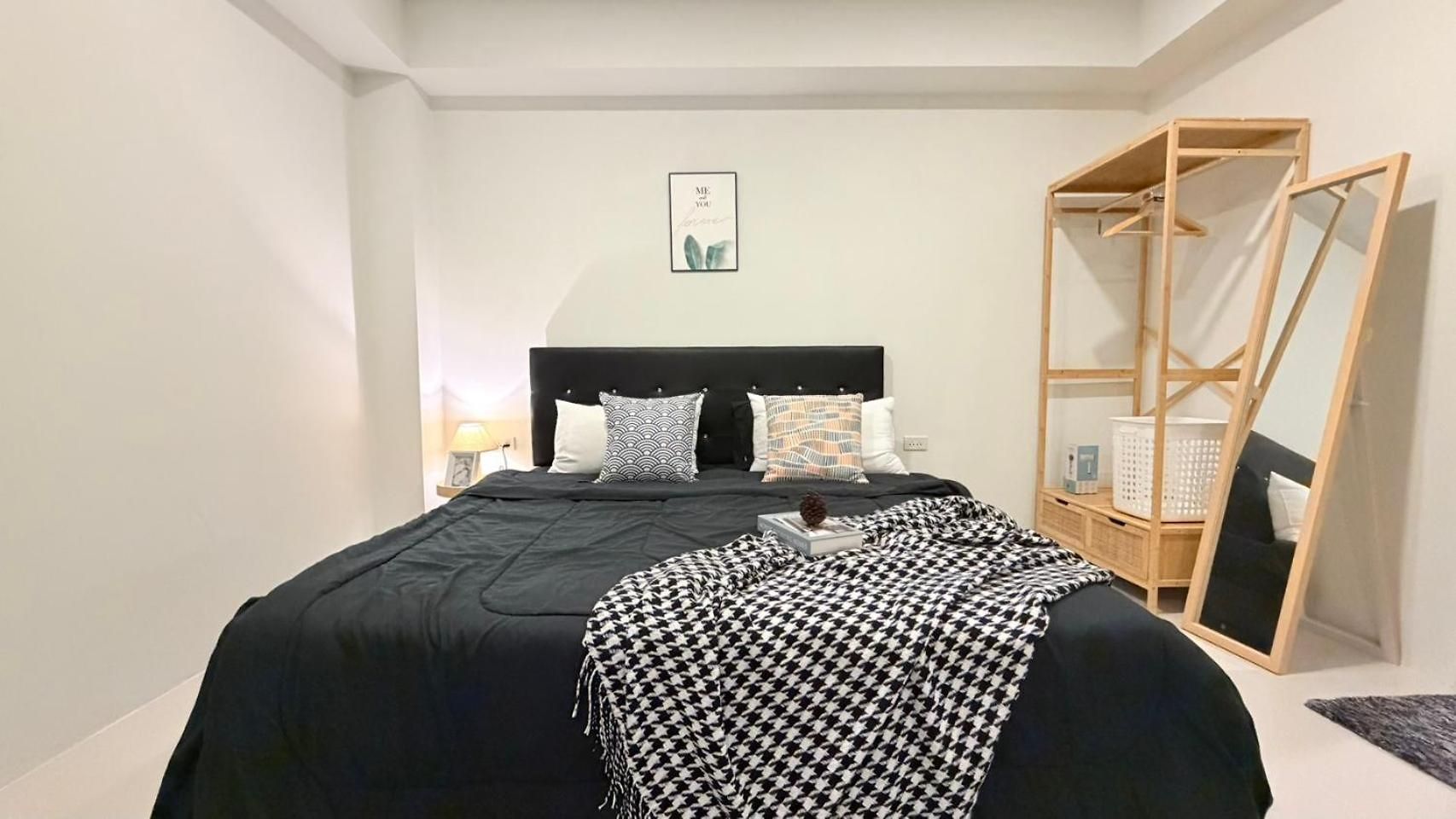 Maru For Rent