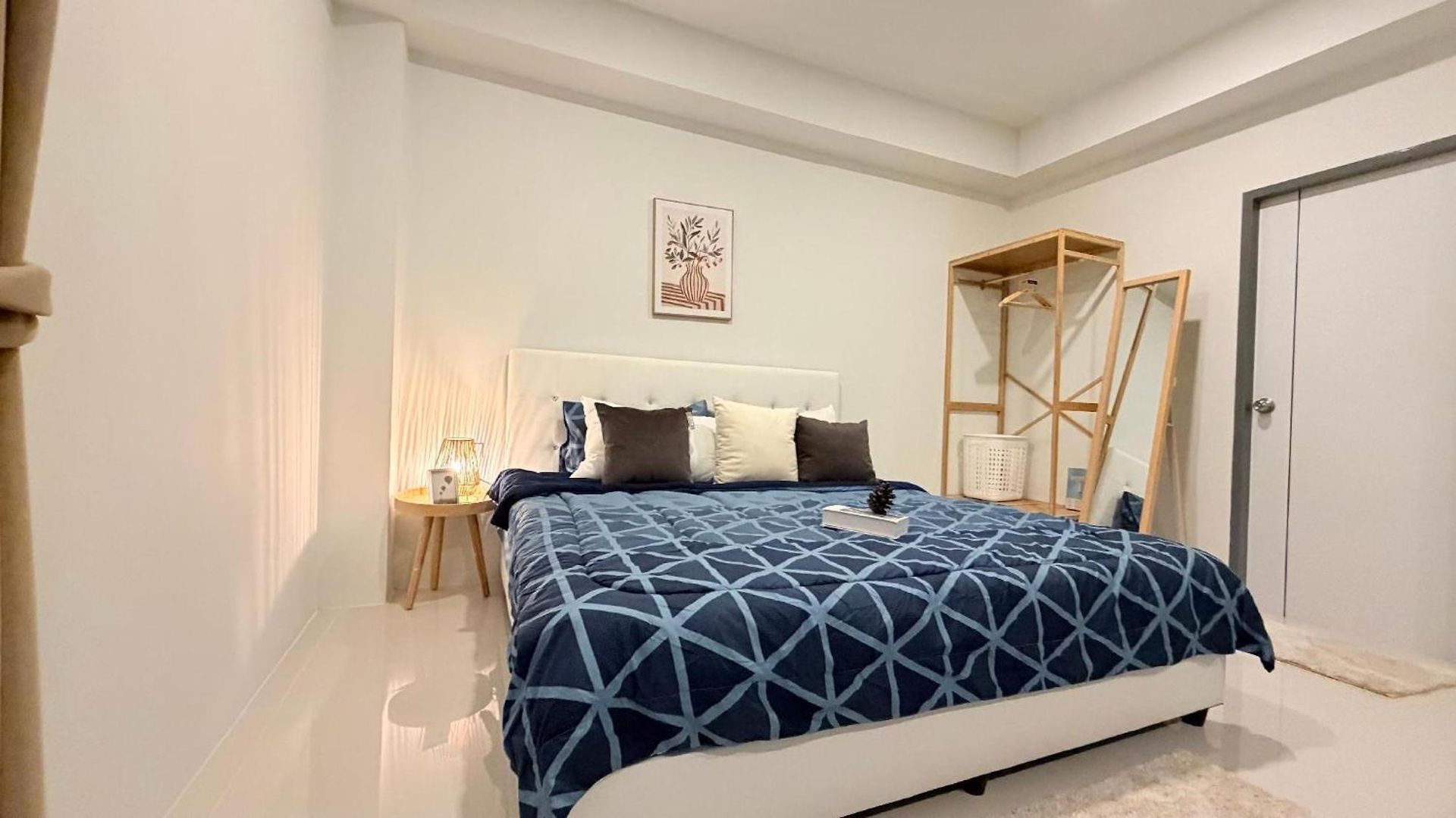 Apartment Maru For Rent