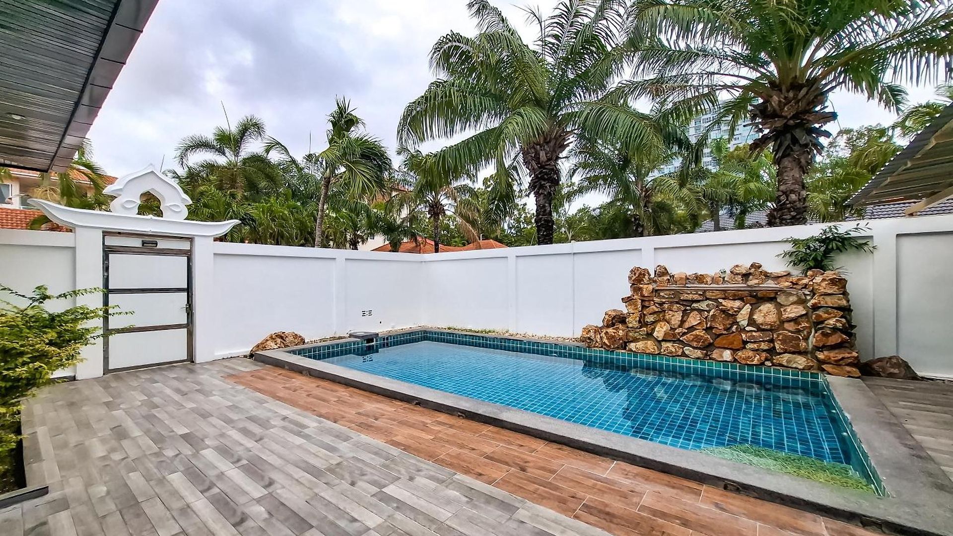 Beachside 4bdr Private Pool For Groups Villa *