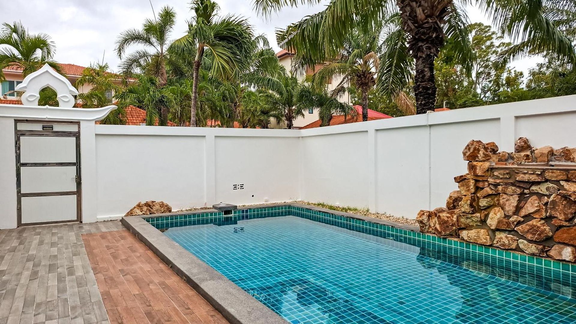 Beachside 4bdr Private Pool For Groups