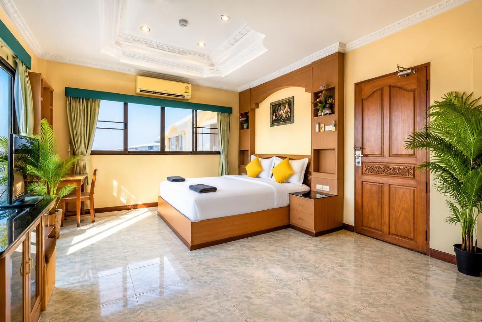 Hotel Arena 3*