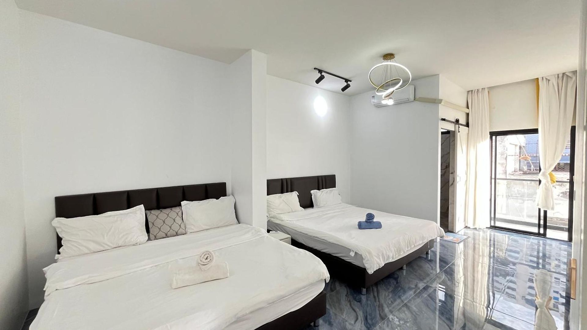 Lovely Pool Villa, 9 Bedroom Snooker,bbq Villa *