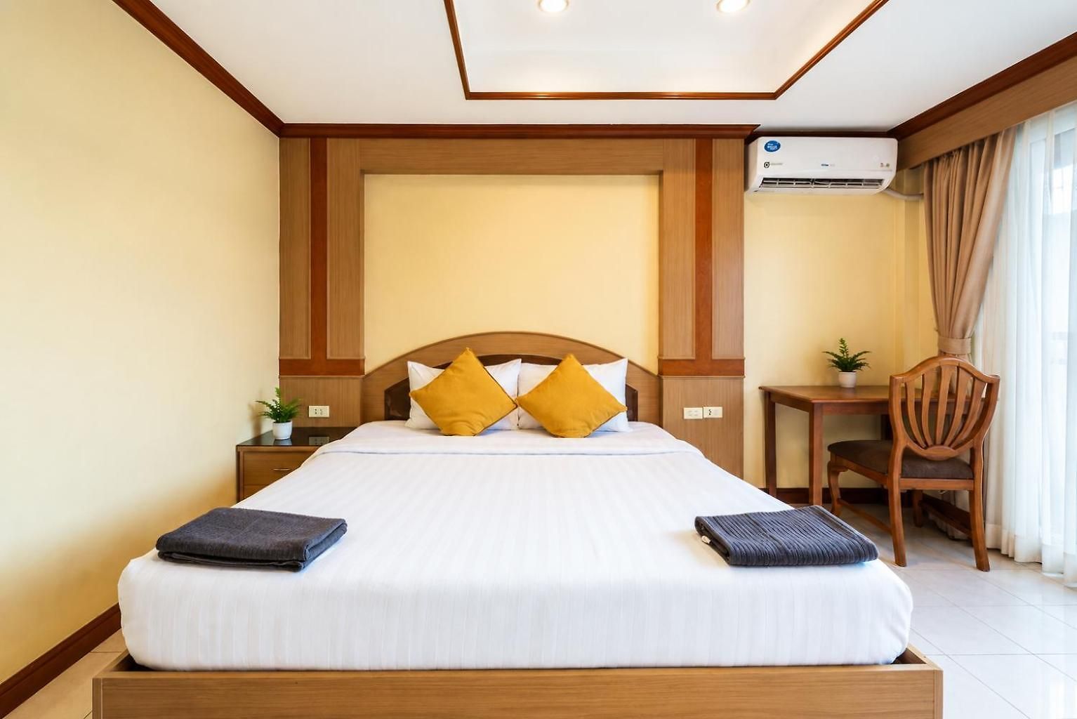 Hotel Arena 3*