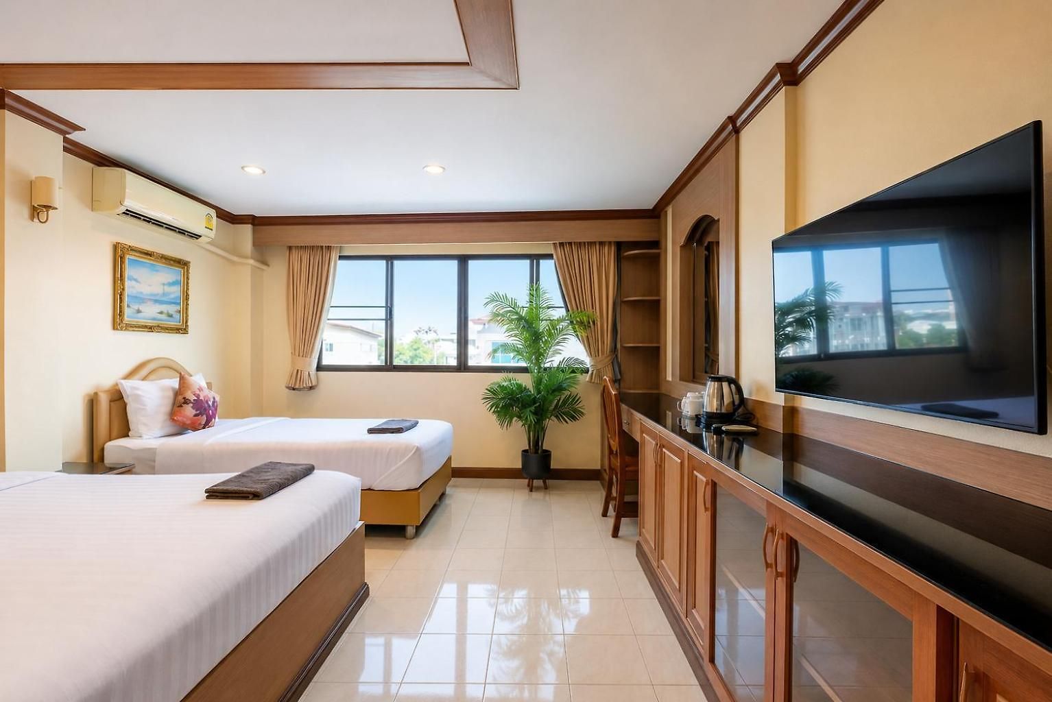 Arena Hotel 3*