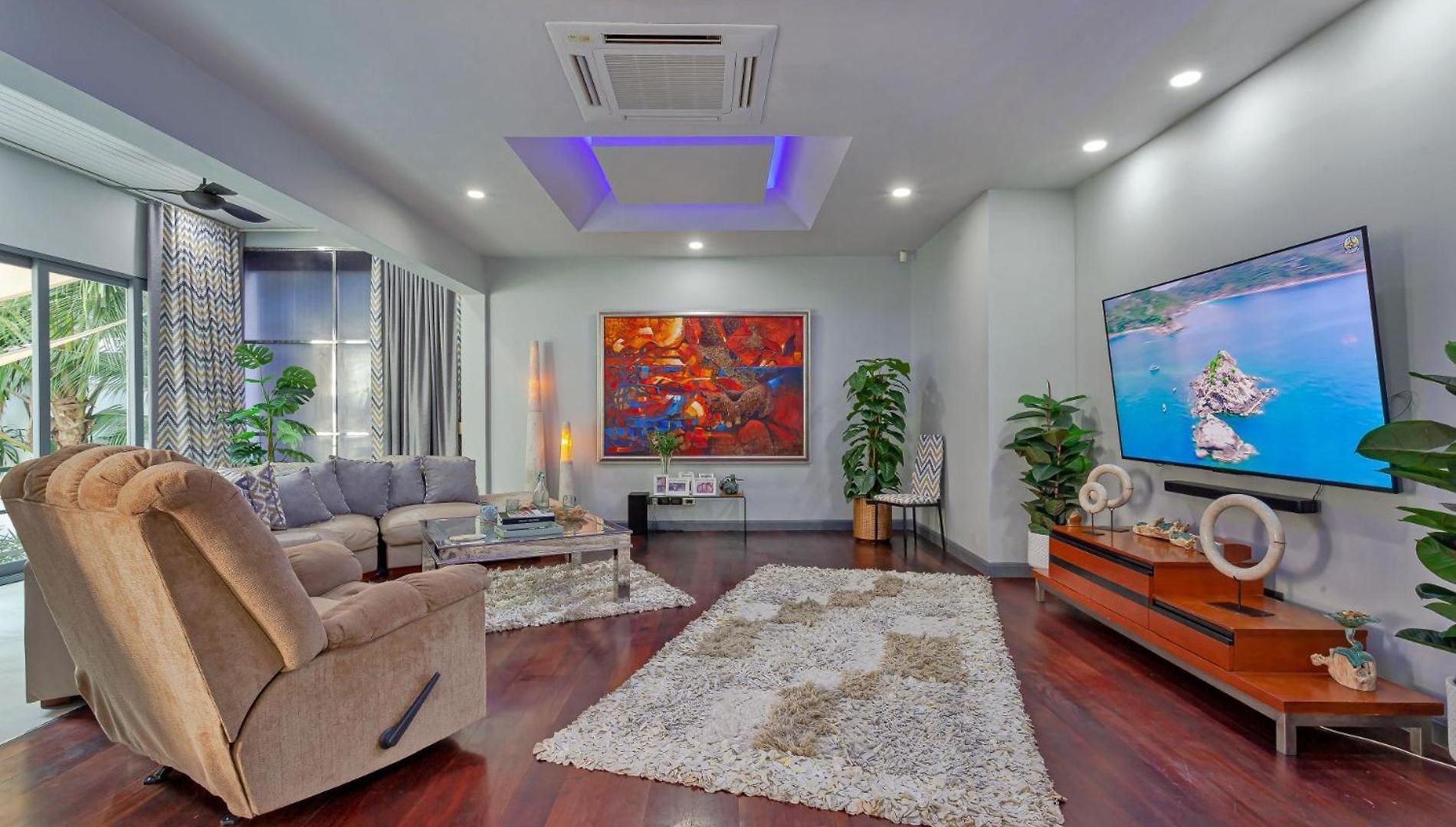 Pratumnak Hill Pool 4br Private Retreat * Pattaya