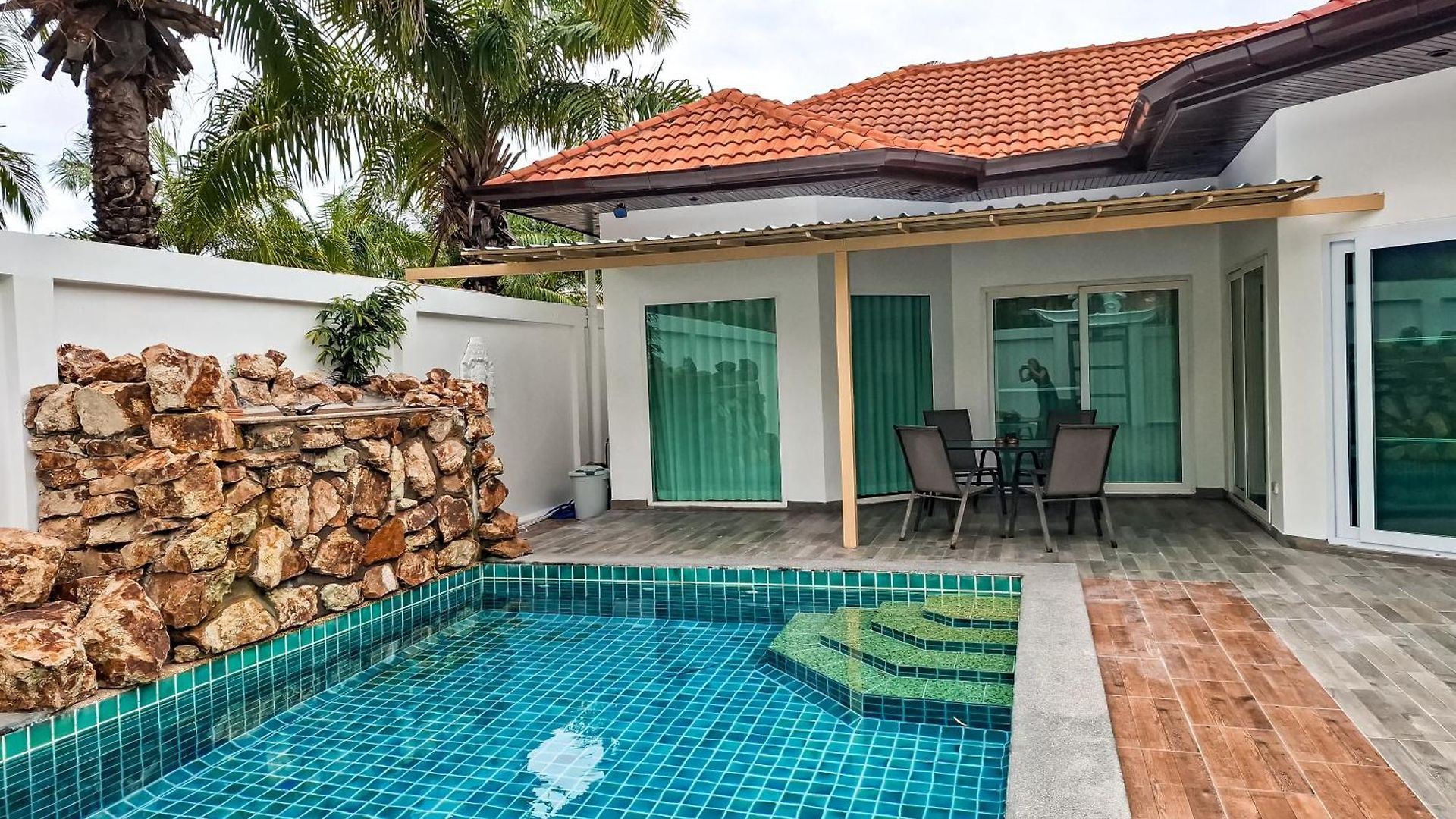 Beachside 4bdr Private Pool For Groups *