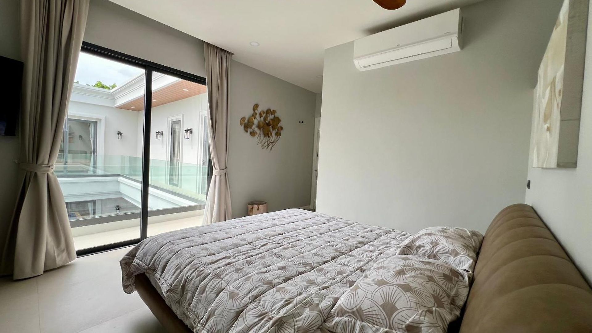 2 Palm Wongamat Villa