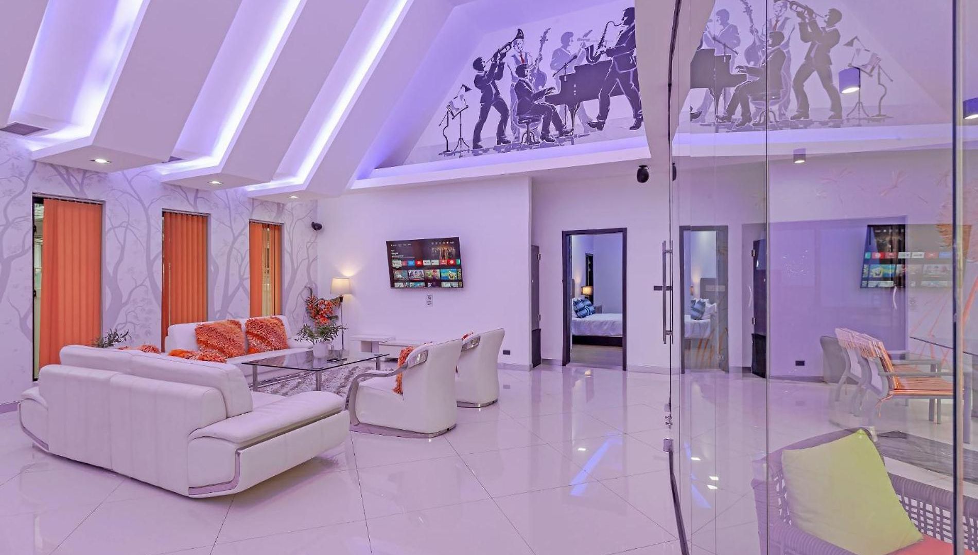 Pratumnak Hill Pool 4br Luxury Estate Villa *