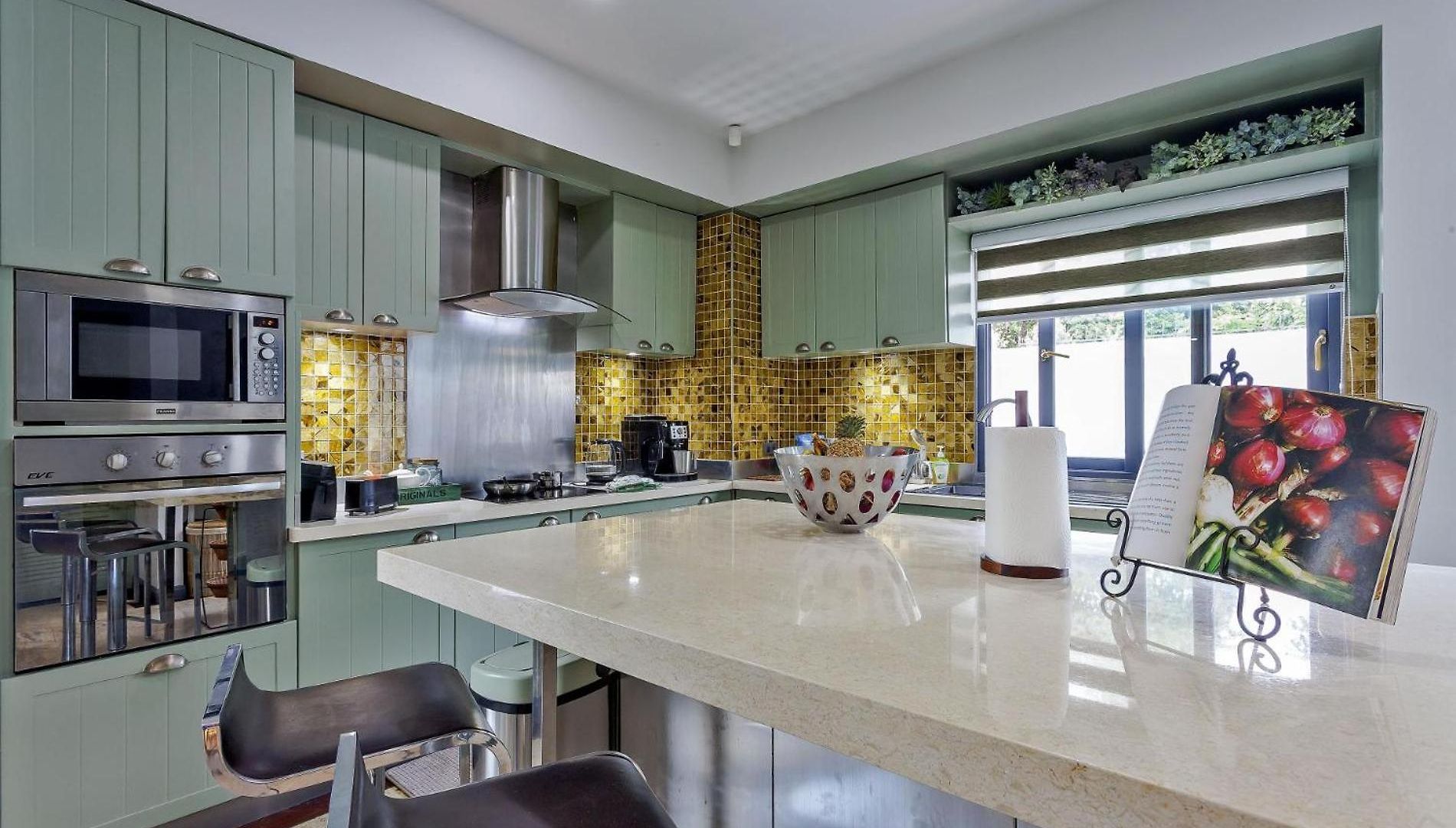 Villa Pratumnak Hill Pool 4br Private Retreat Pattaya