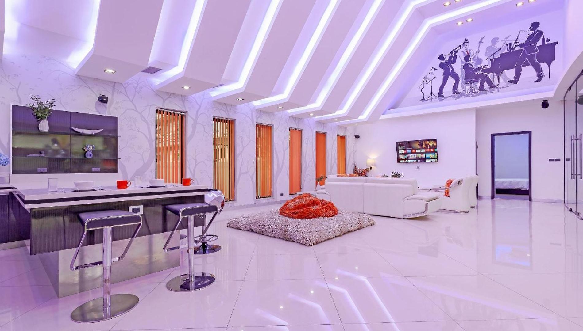 Pratumnak Hill Pool 4br Luxury Estate Villa *