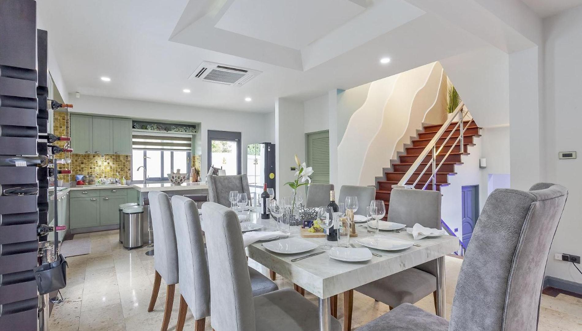Pratumnak Hill Pool 4br Private Retreat Pattaya