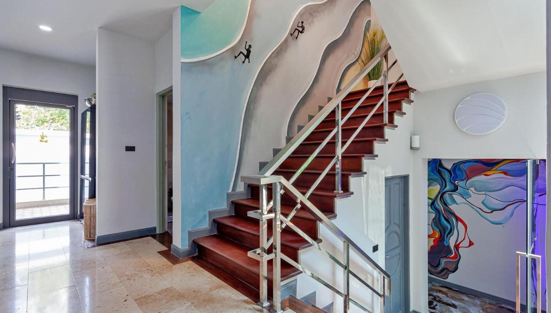 Pratumnak Hill Pool 4br Private Retreat Villa Pattaya