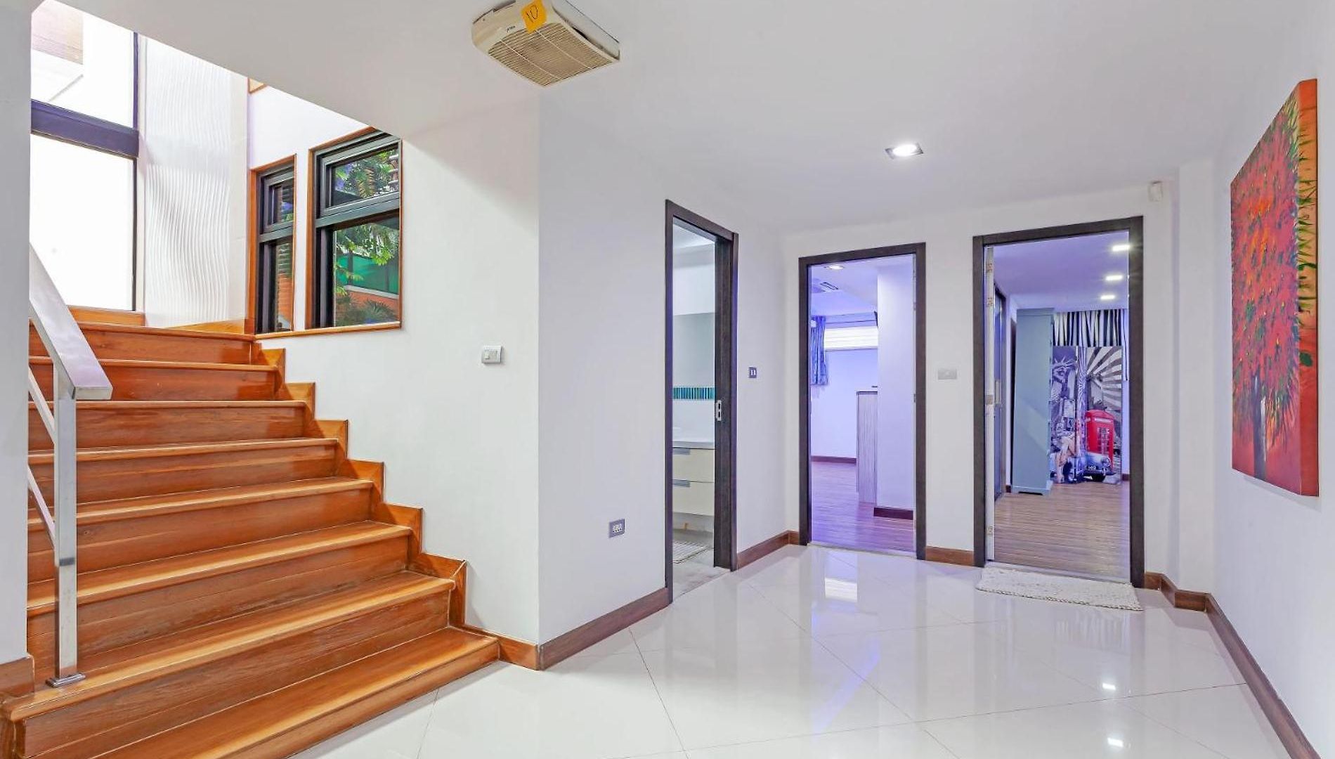 Pratumnak Hill Pool 4br Luxury Estate Villa *
