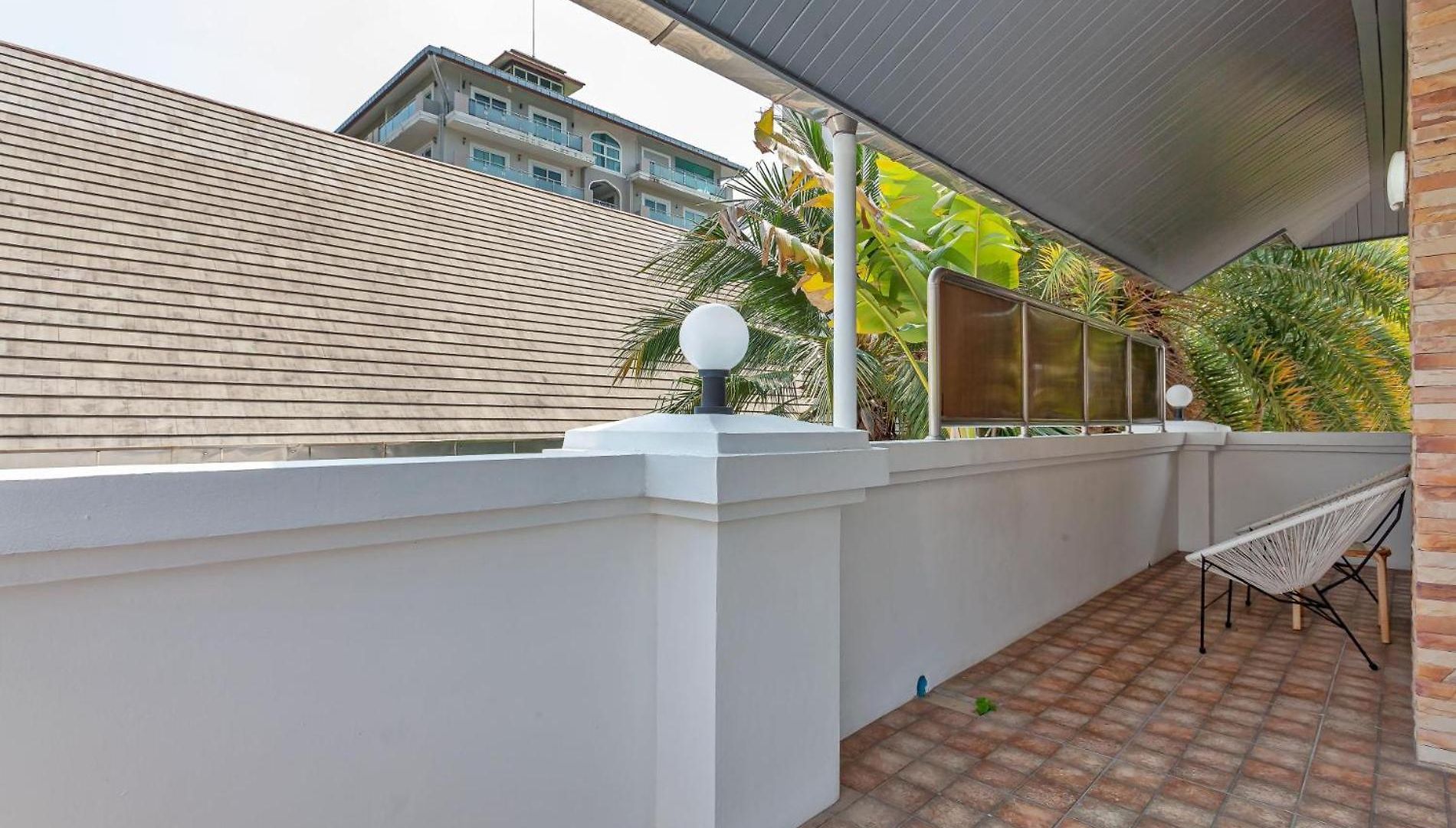 Pratumnak Hill Pool 4br Private Retreat * Pattaya