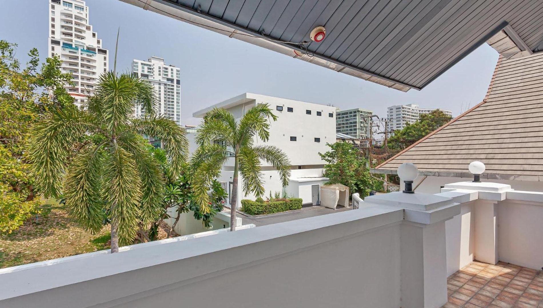 Pratumnak Hill Pool 4br Private Retreat Villa Pattaya