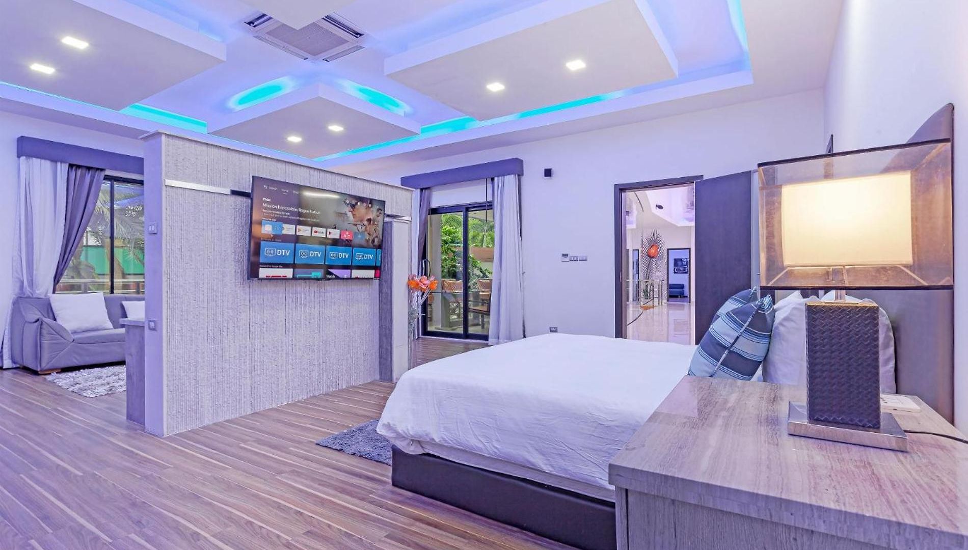 Villa Pratumnak Hill Pool 4br Luxury Estate Pattaya