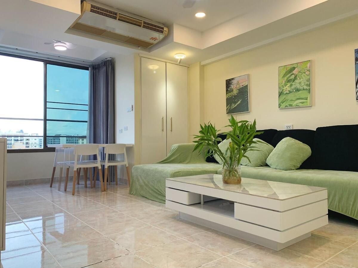 Tai Center * Pattaya
