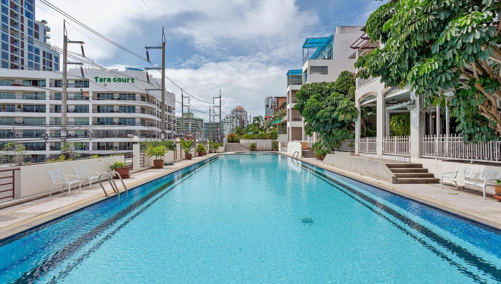 Pratumnak Hill Penthouse 2br Sea View * Pattaya