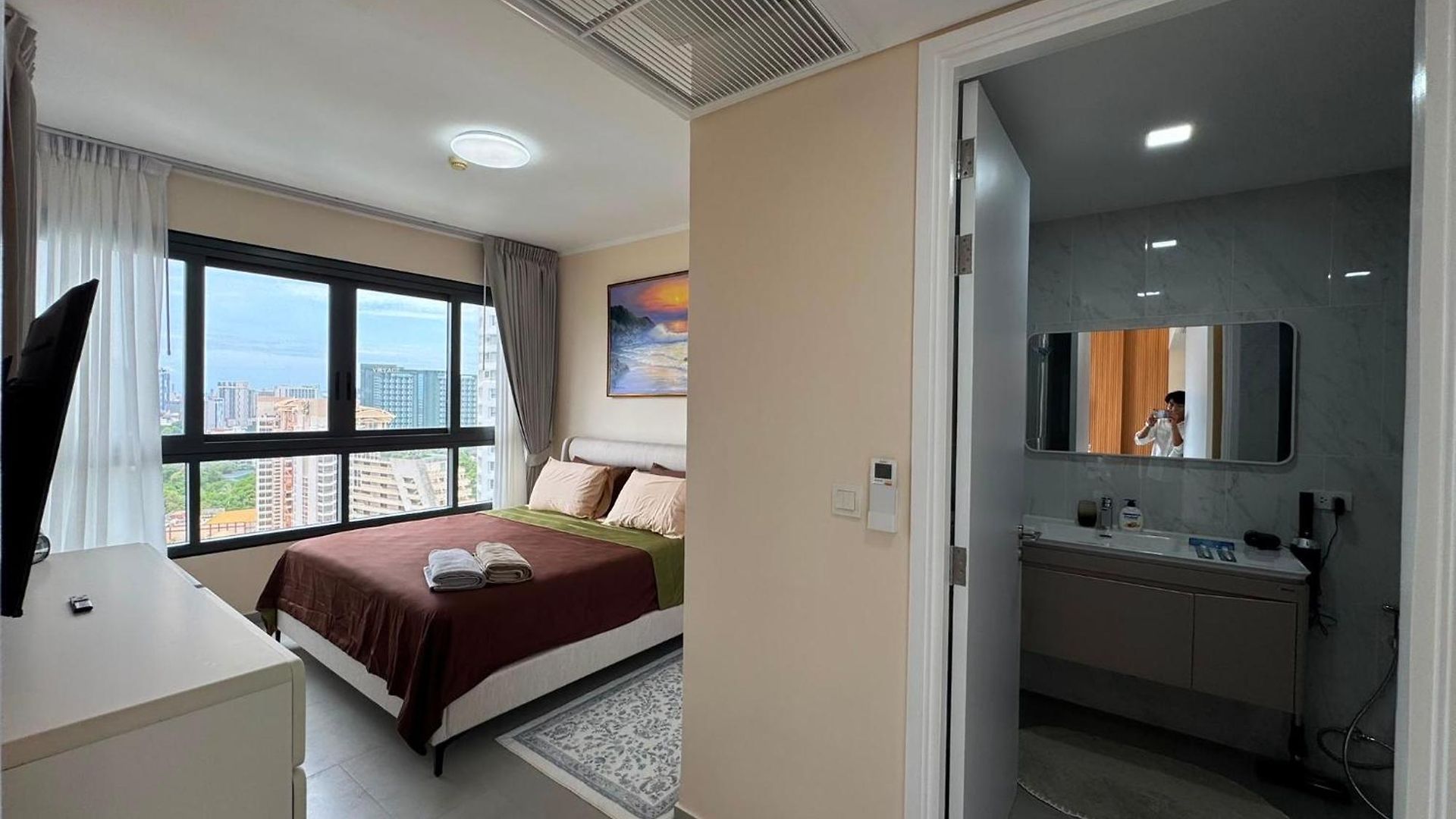 Apartment Zire Wongamat Pattaya