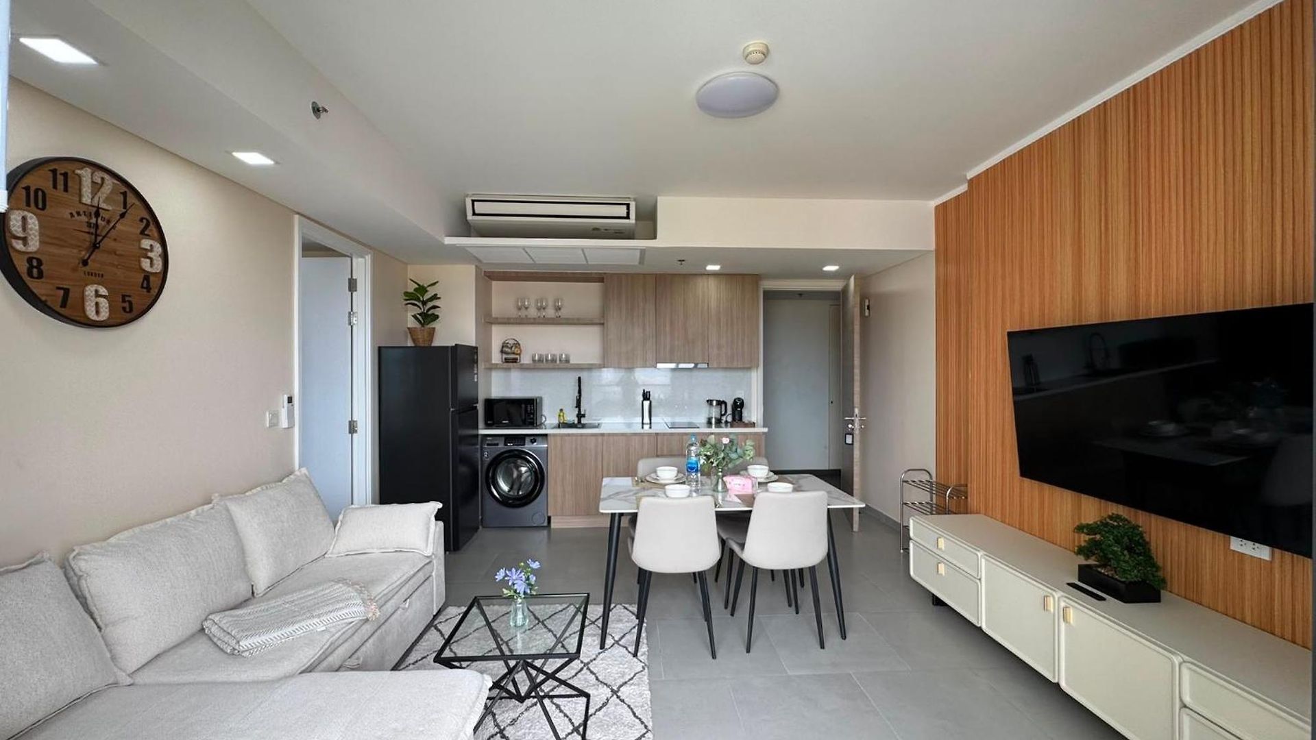Apartment Zire Wongamat Pattaya