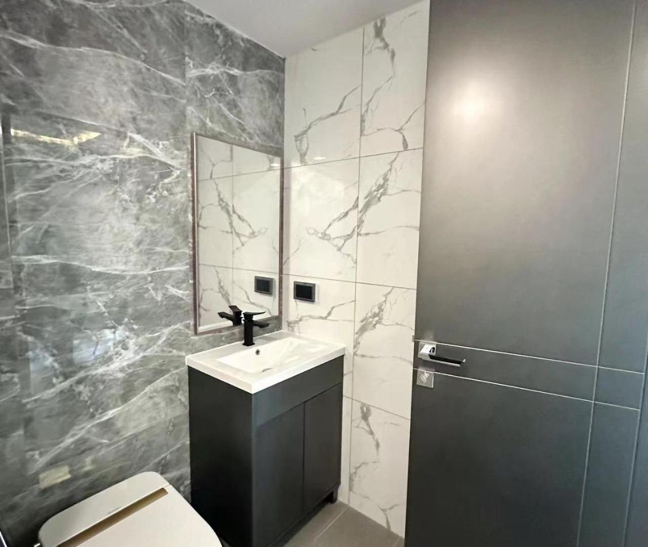 Apartment Arcadia Millennium Tower Pattaya