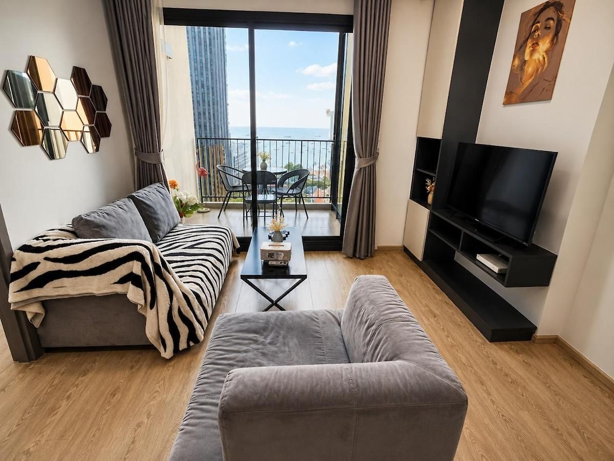 Apartment Sea View 2 Bed Excellent Location