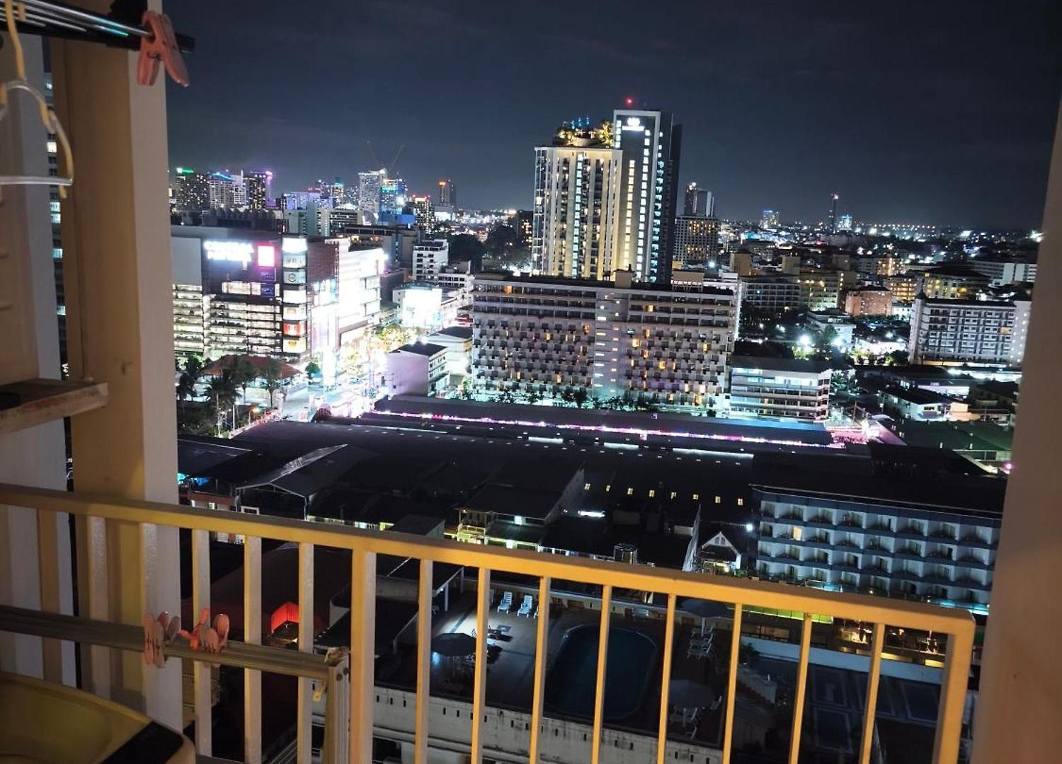 The Base Sea View 18 * Pattaya