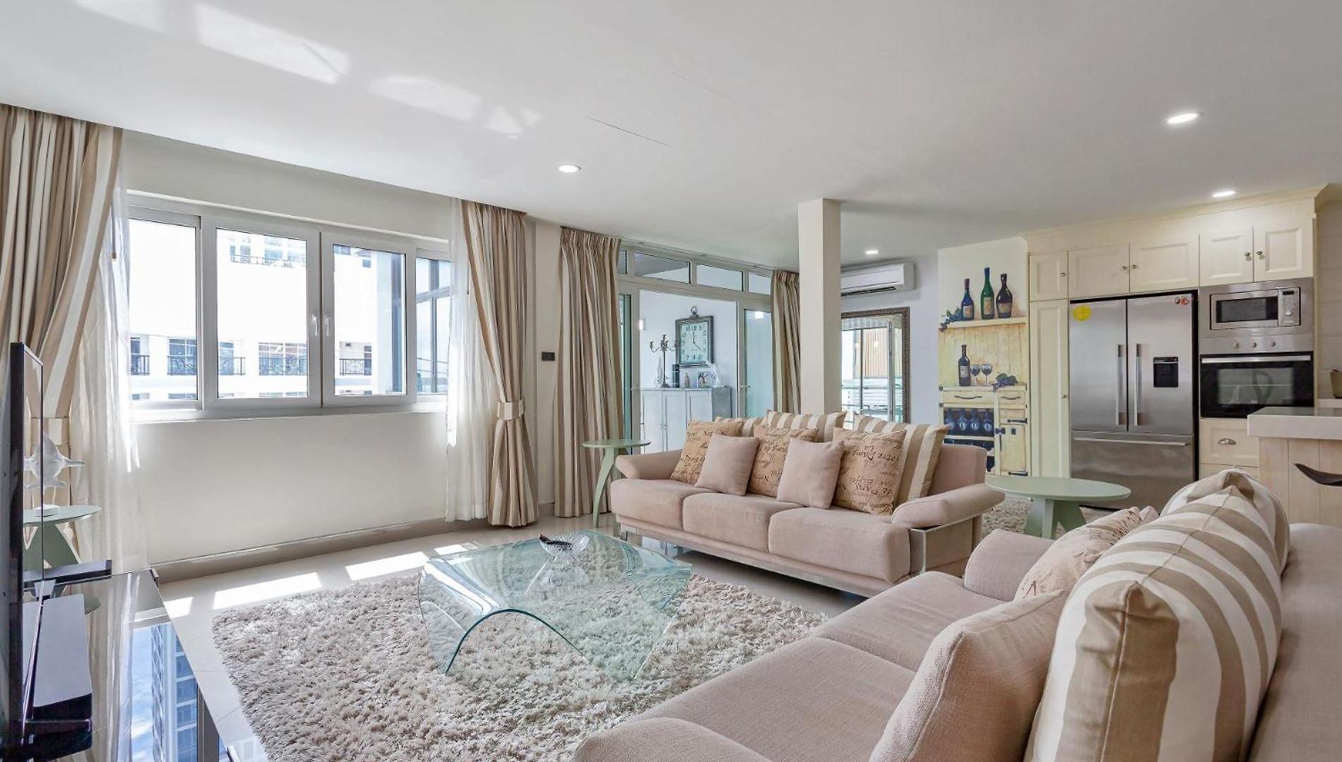 Pratumnak Hill Penthouse 2br Sea View * Pattaya