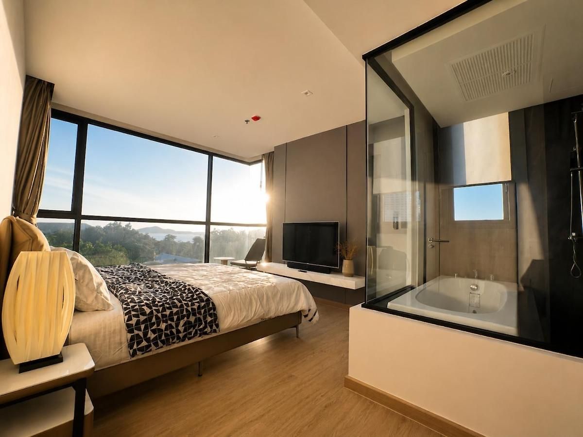 2 Bed Rare Unit With Bath Tub Sea View Apartment *