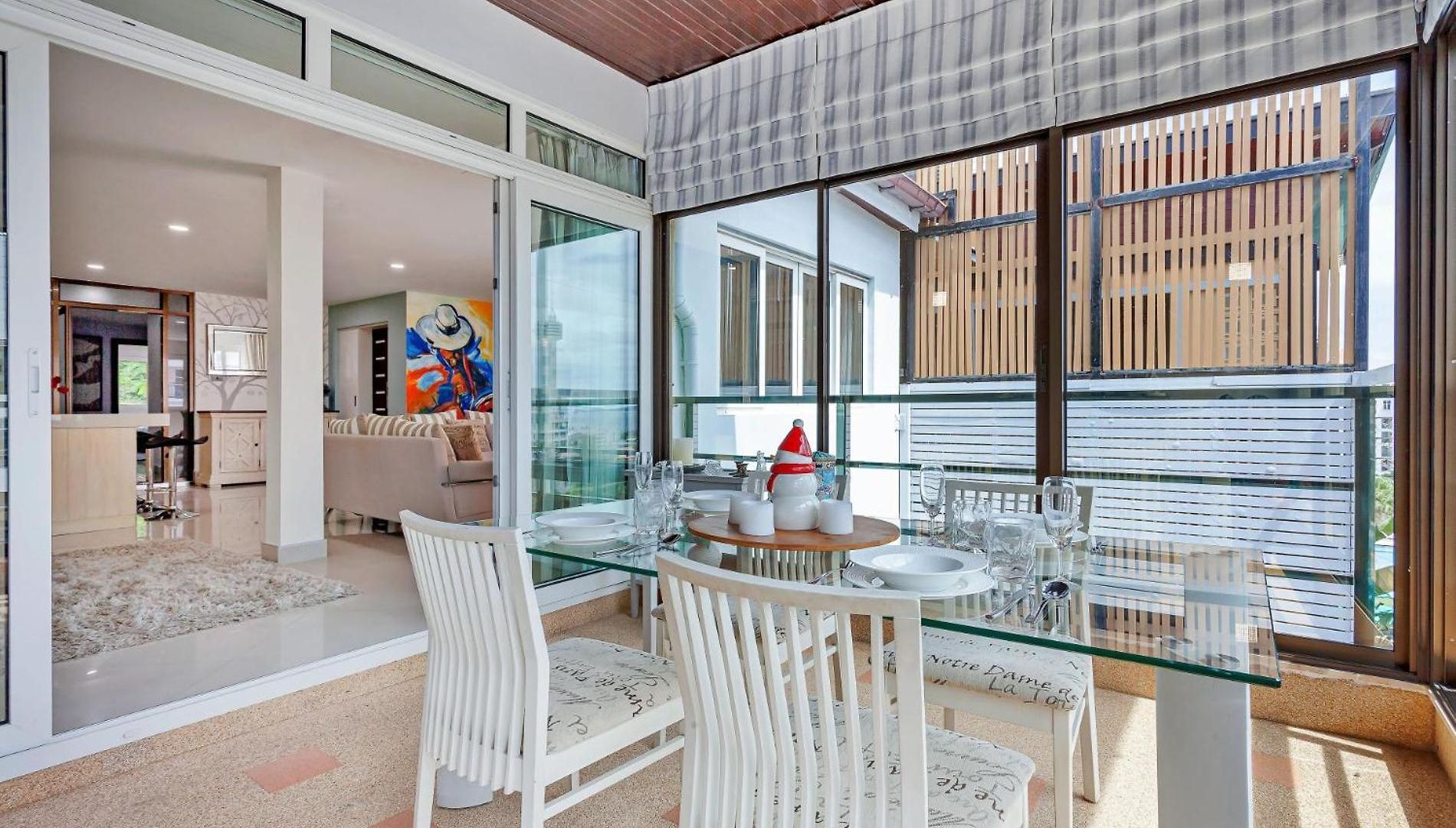 Pratumnak Hill Penthouse 2br Sea View Apartment