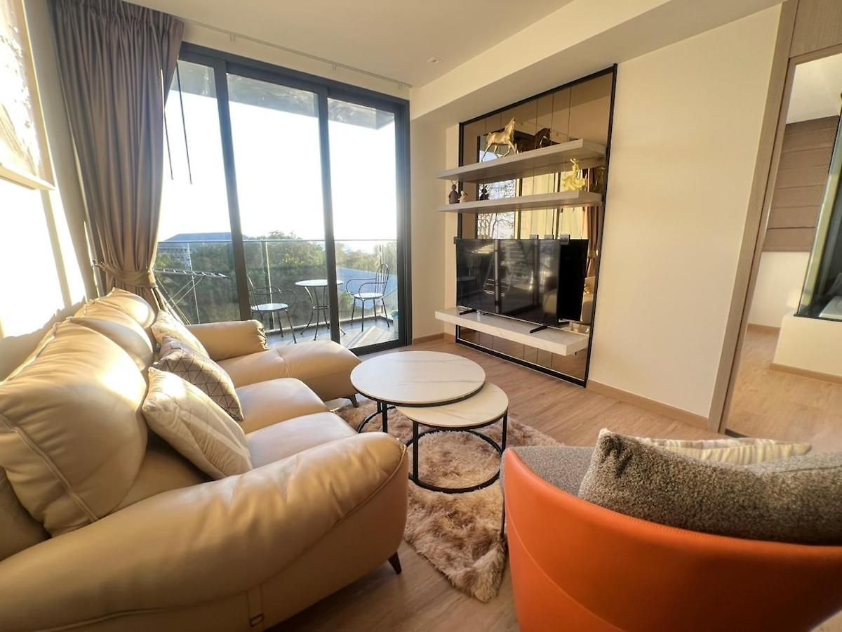 2 Bed Rare Unit With Bath Tub Sea View Apartment *