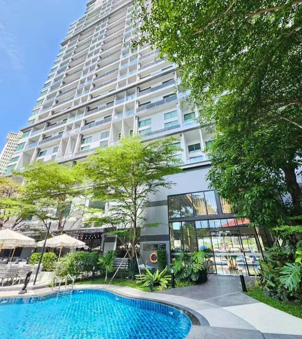 市中心高端公寓arcadia Millennium Tower *