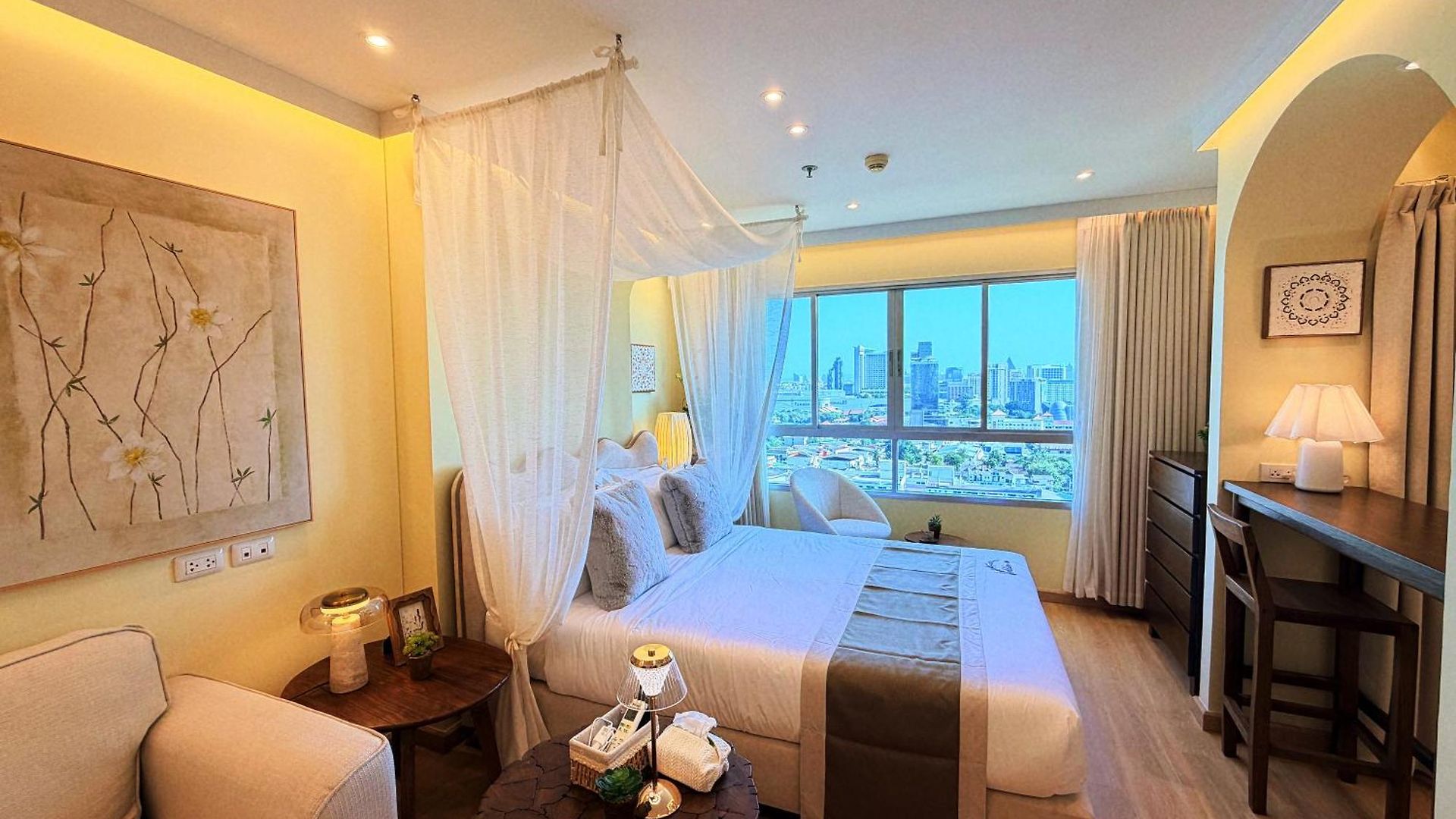 Apartment 市中心豪华海景落日公寓 高端泰式柚木家具 近terminal 21 Wongamat海滩 *