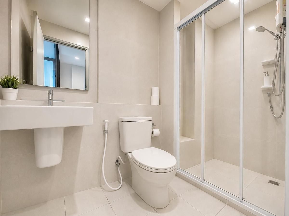 Sea View 2 Bed Good Location