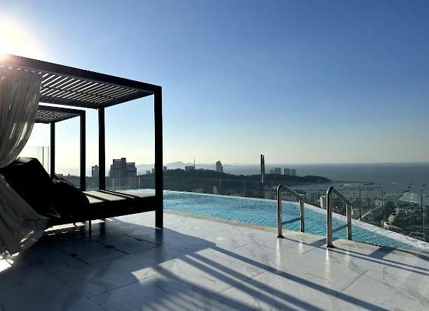 Arcadia Millennium Tower