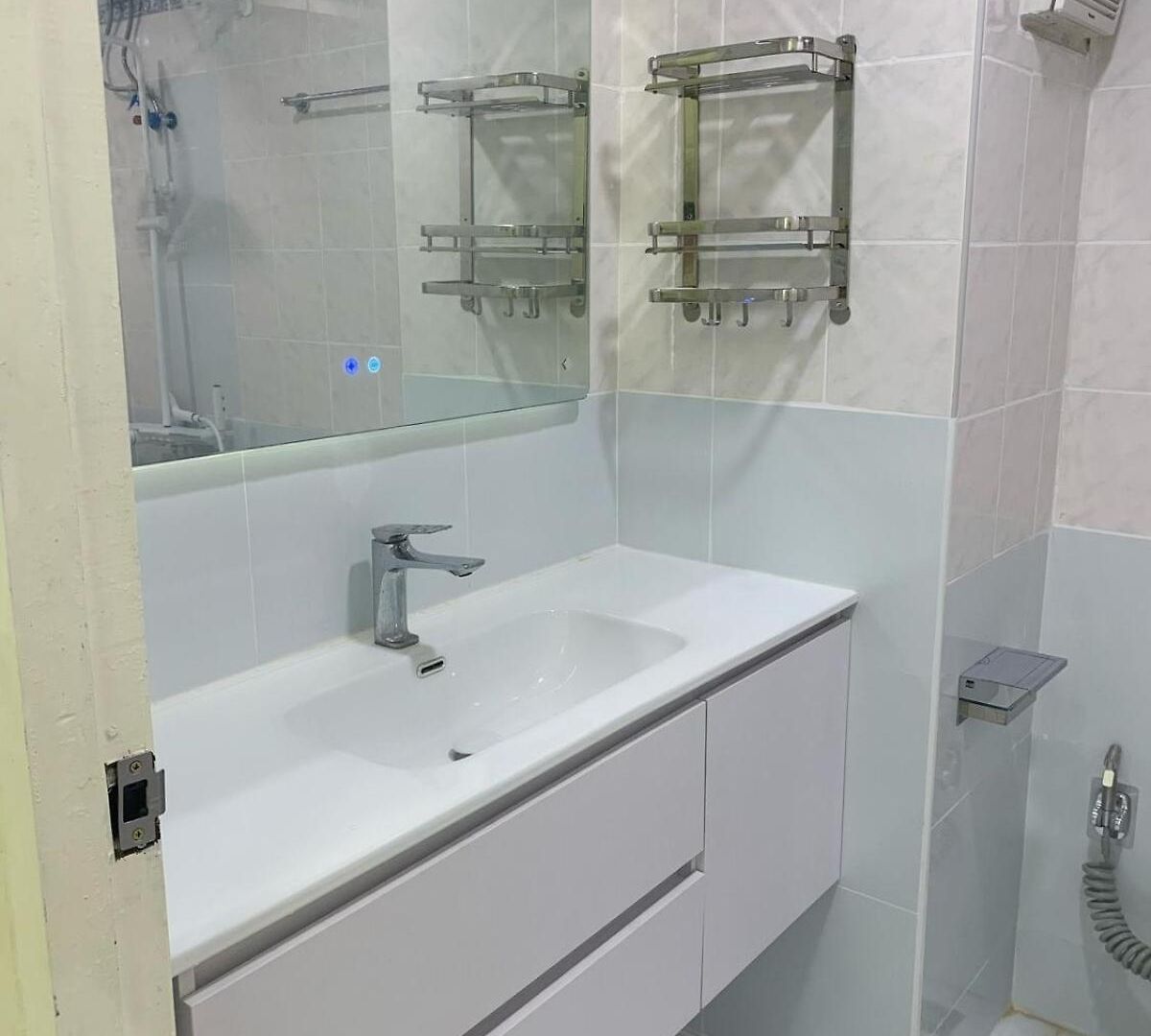 Tai Center Apartment